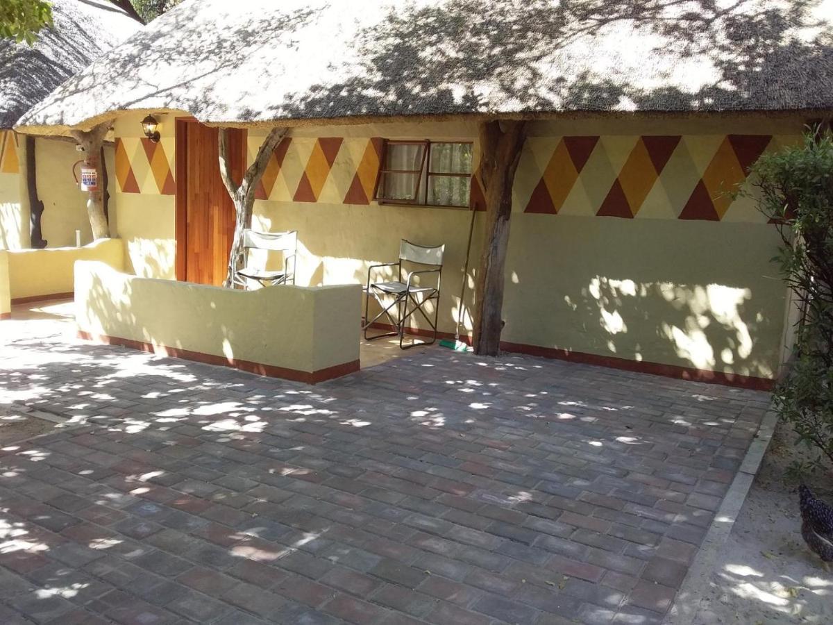 Discovery Bed And Breakfast Maun Bagian luar foto